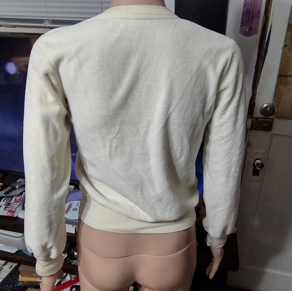 VINTAGE Women's V-neck L/S VELOUR Top. - Picture 2 of 6